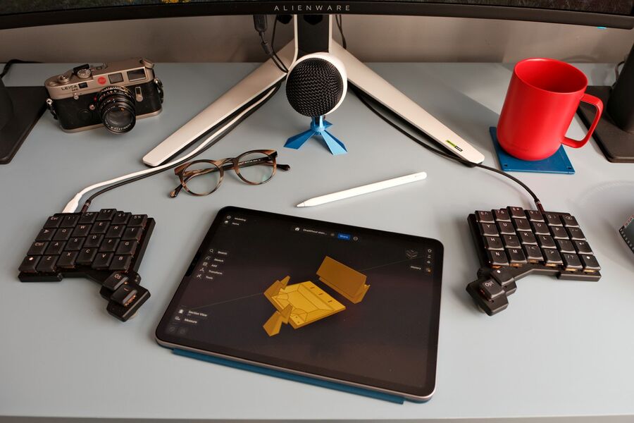 Cal Moody's iPad and his input devices