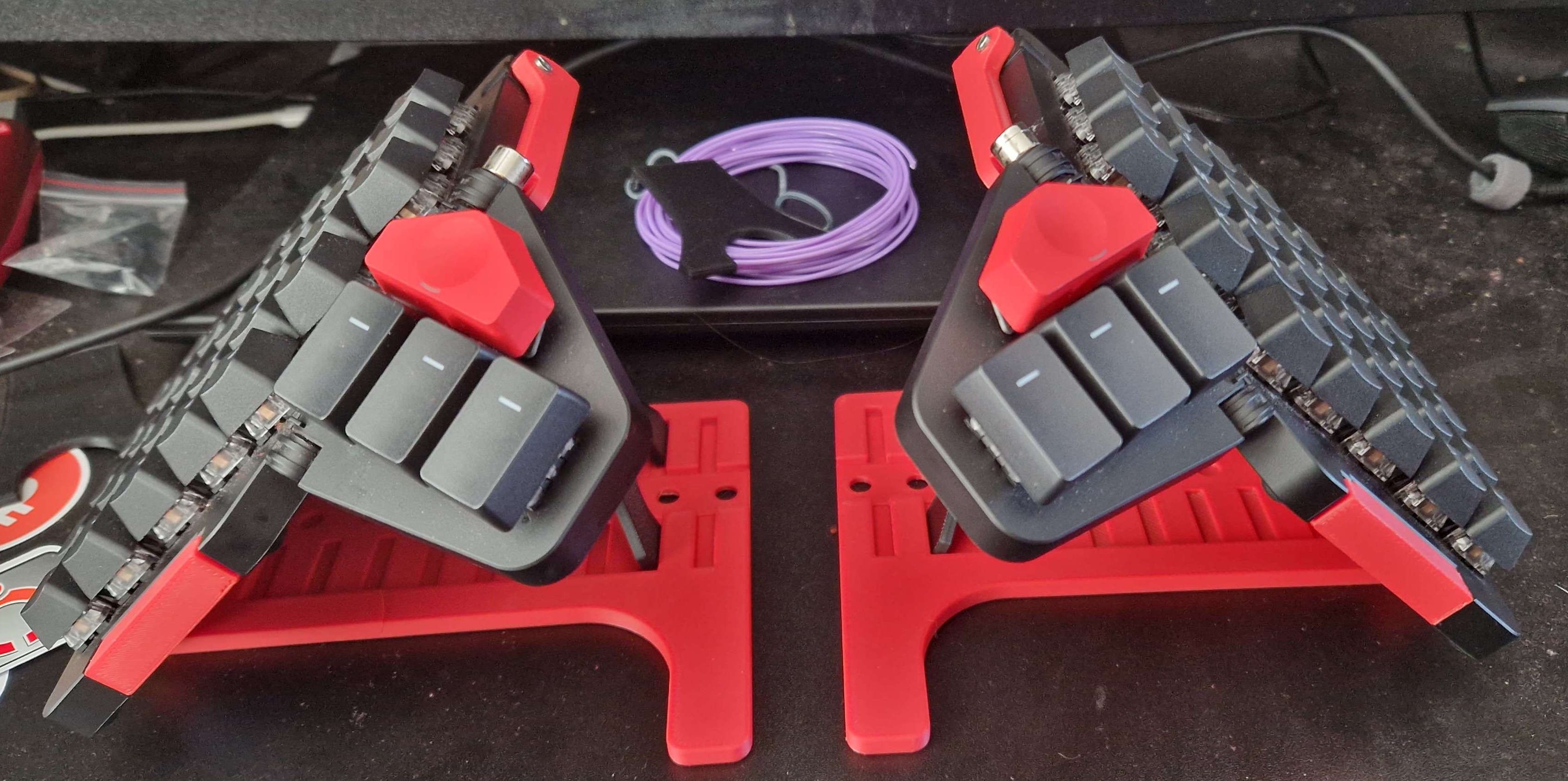 Castor Stephens's keyboard platform