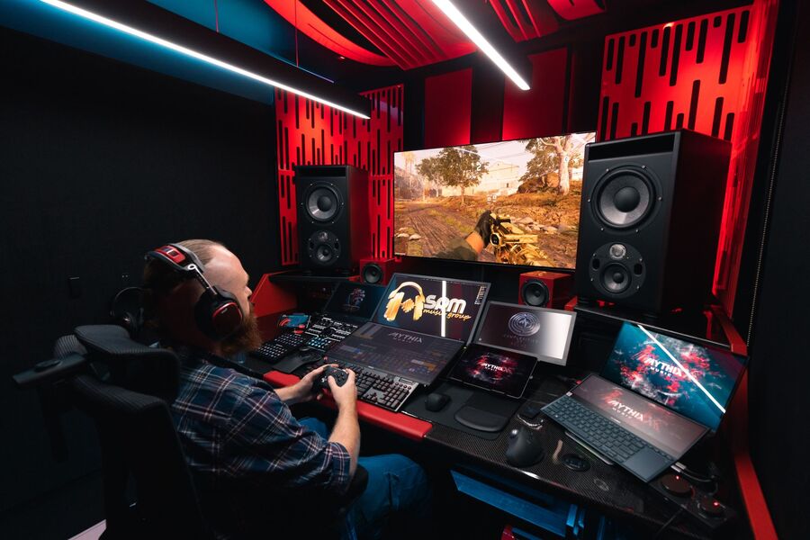 Darius Moldovan's gaming setup