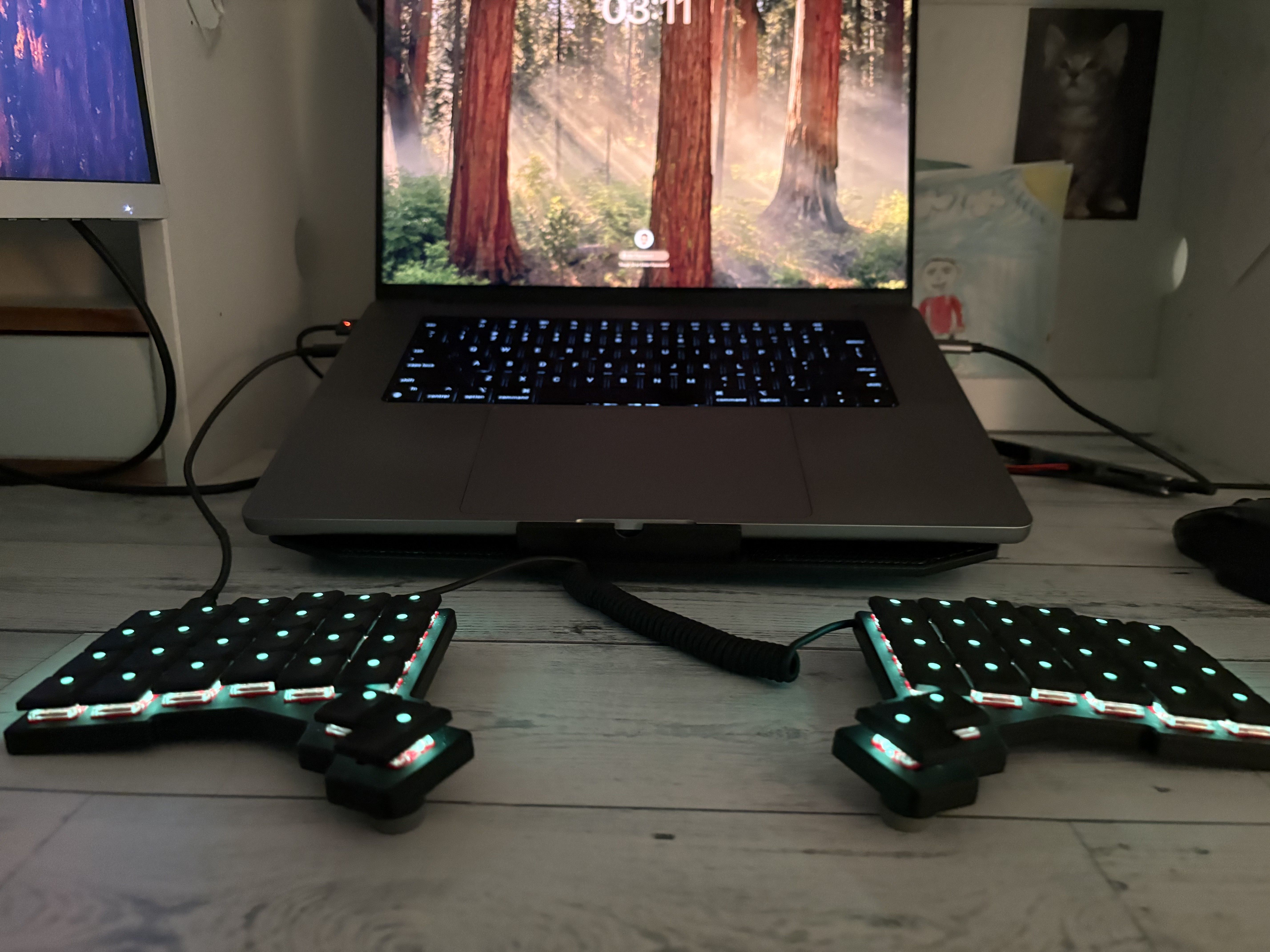 Enes Tasbasi's setup, up close