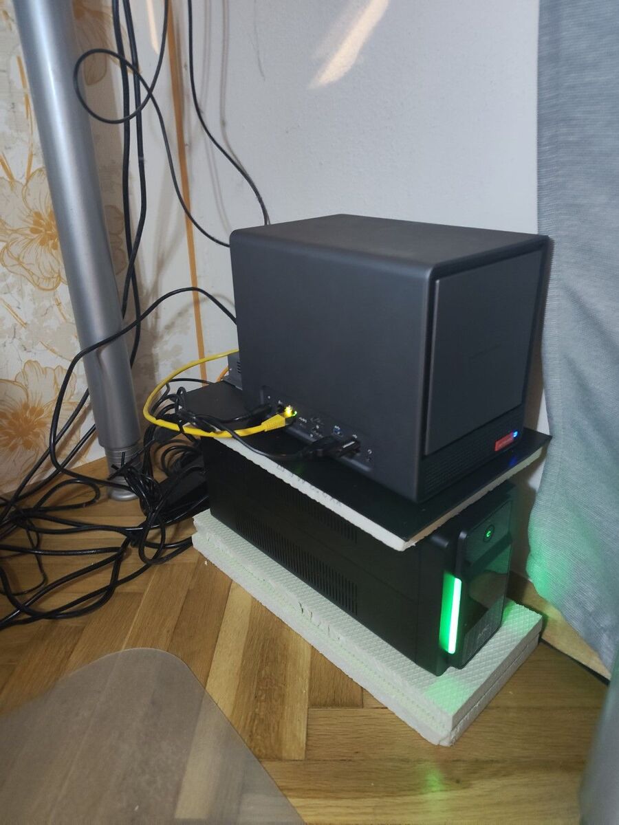 Ladislav Benc's server stack