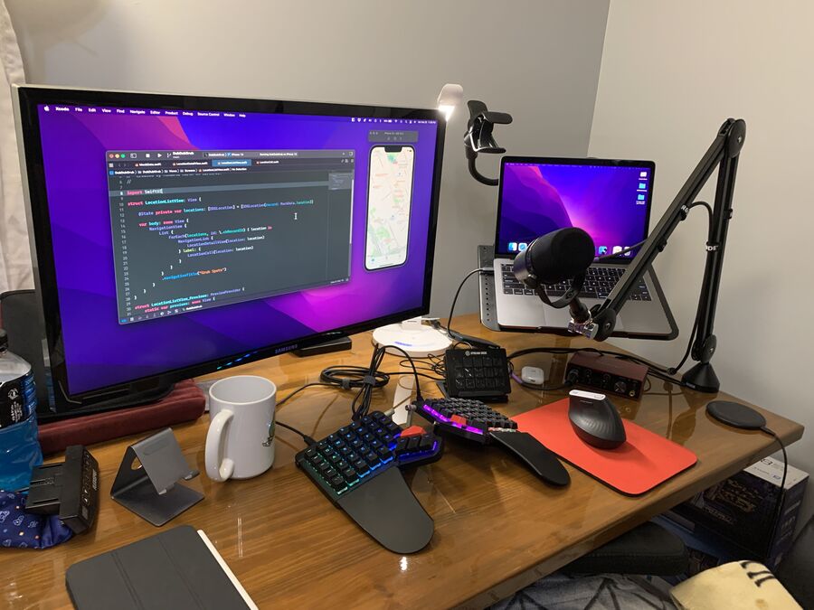 Mikaela Caron's setup