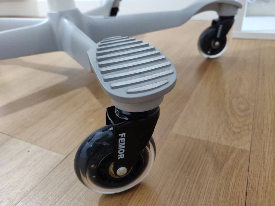 Stephen Perera's desk wheels