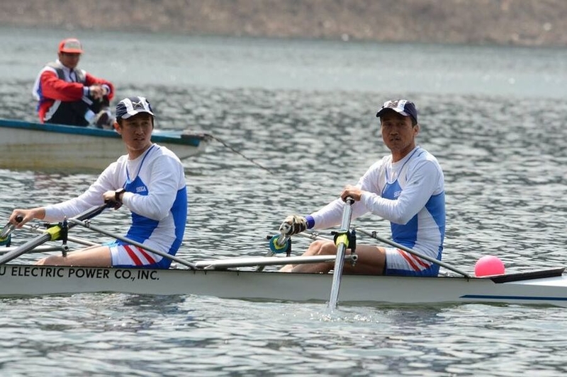 Kentaro as a PhD student is on the left, and his father is on the right Kentaro Yaji rowing with his father