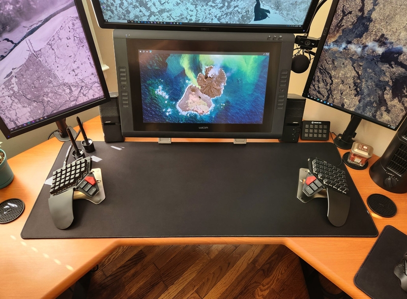 Lucas Slominski's typist setup