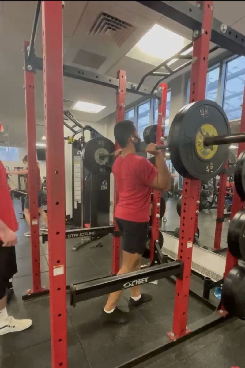 Raul Mendes's weight training
