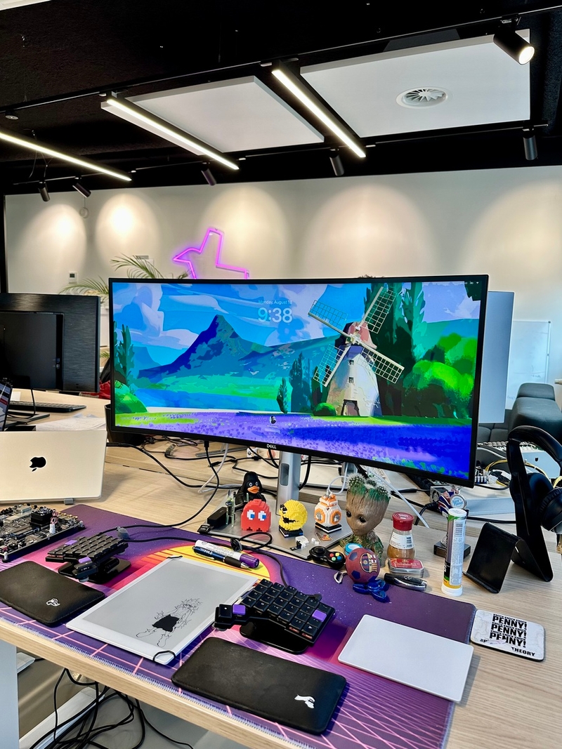 Ahmed Elsalahy's work setup