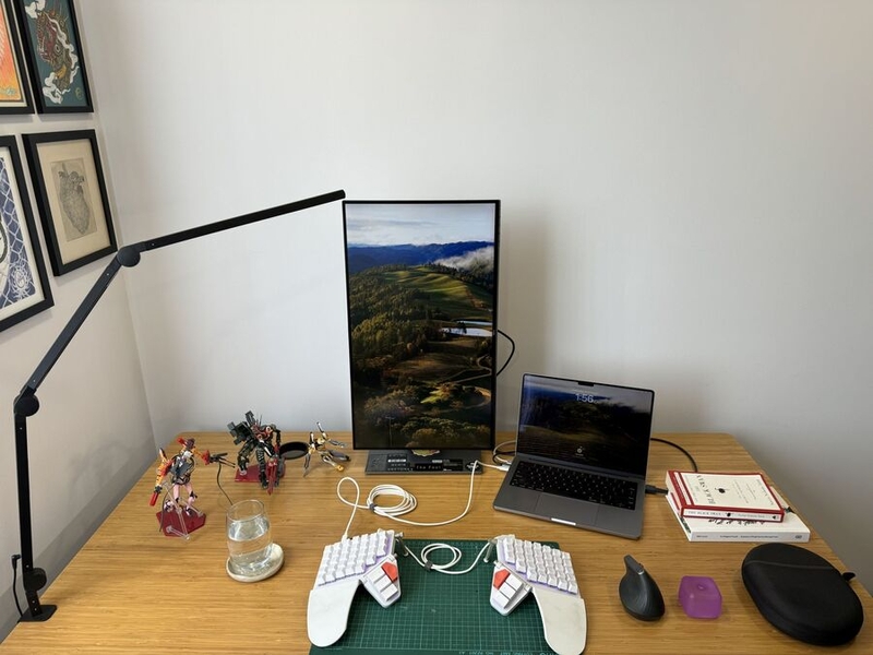 Juan Castillo's setup from above
