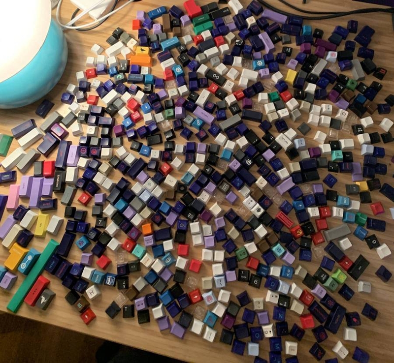 Micah R Ledbetter's grab bag of keycaps