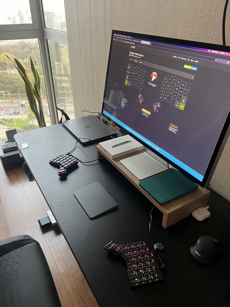 Accel Maeshiro's desk