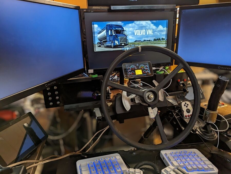 David Burke's steering wheel for gaming