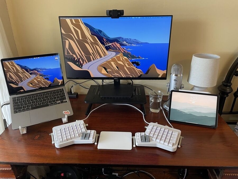 Janet Chen's setup with iPad
