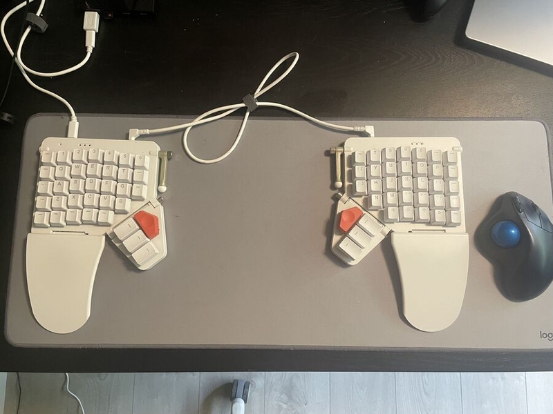 Jade Promhouse's keyboard