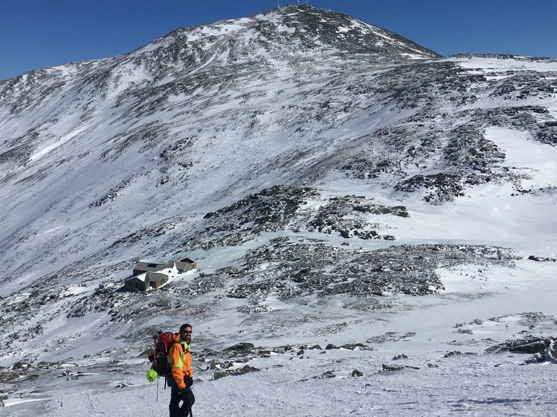 Jon Niehof hiking