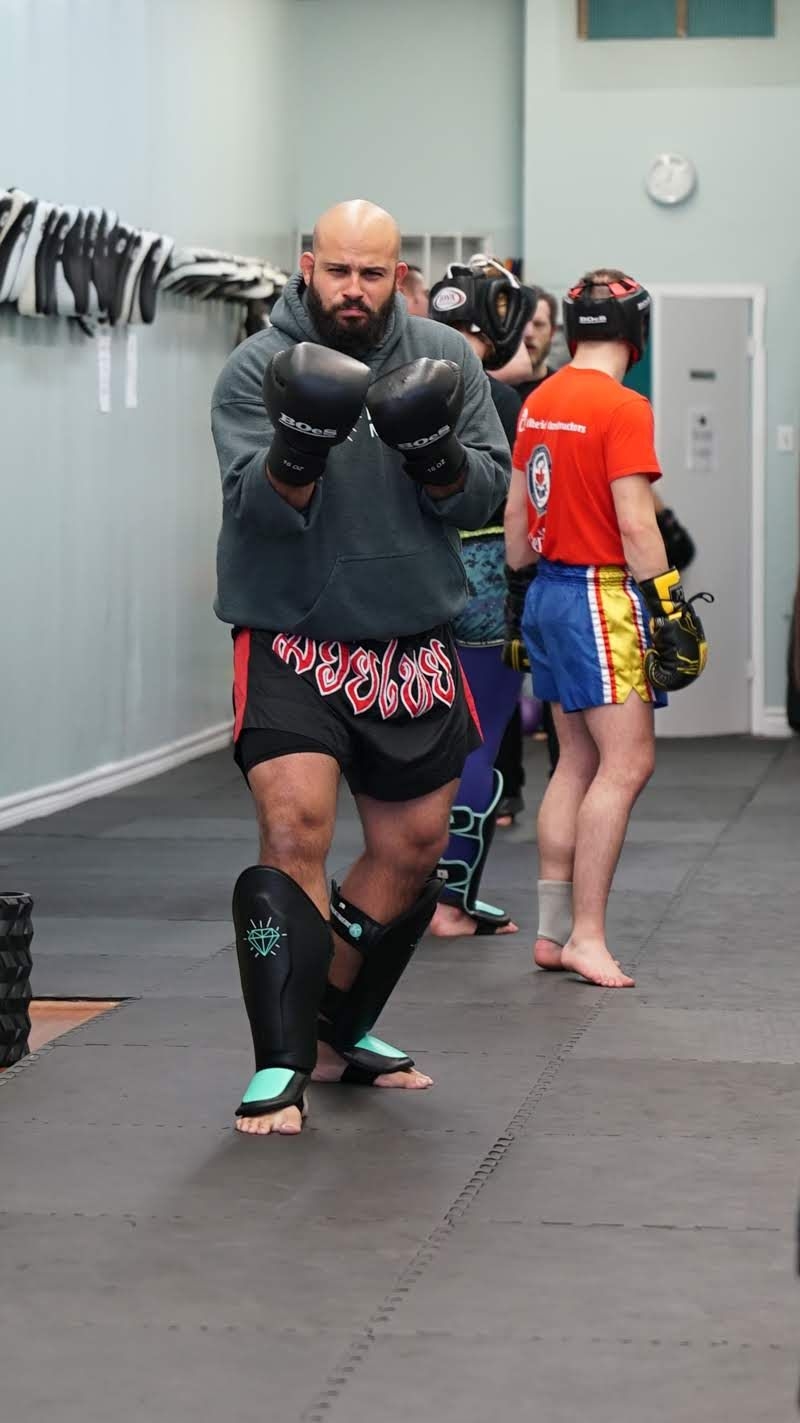 Terry Dellino's Thai boxing stance