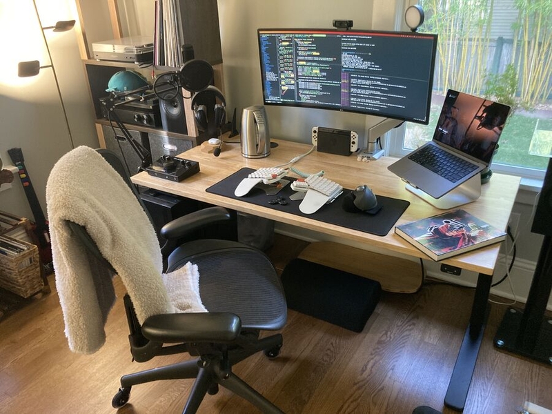 Vicky Enalen's desk from the right