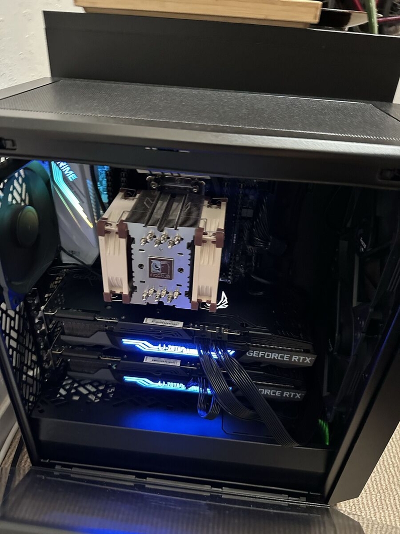Victoria Tsai's PC