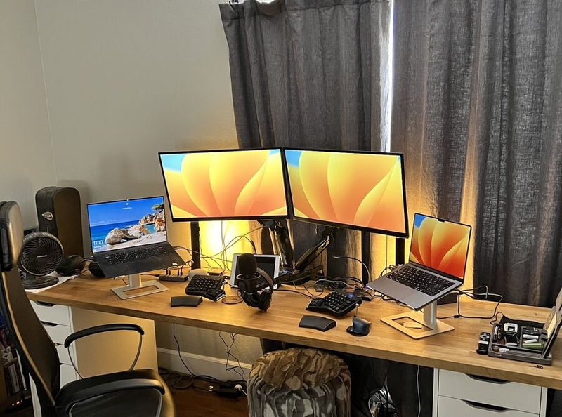 Bentley Varghese's setup