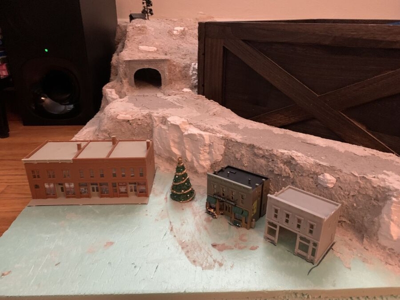 Luis Rosario's model railroad, tunnel detail